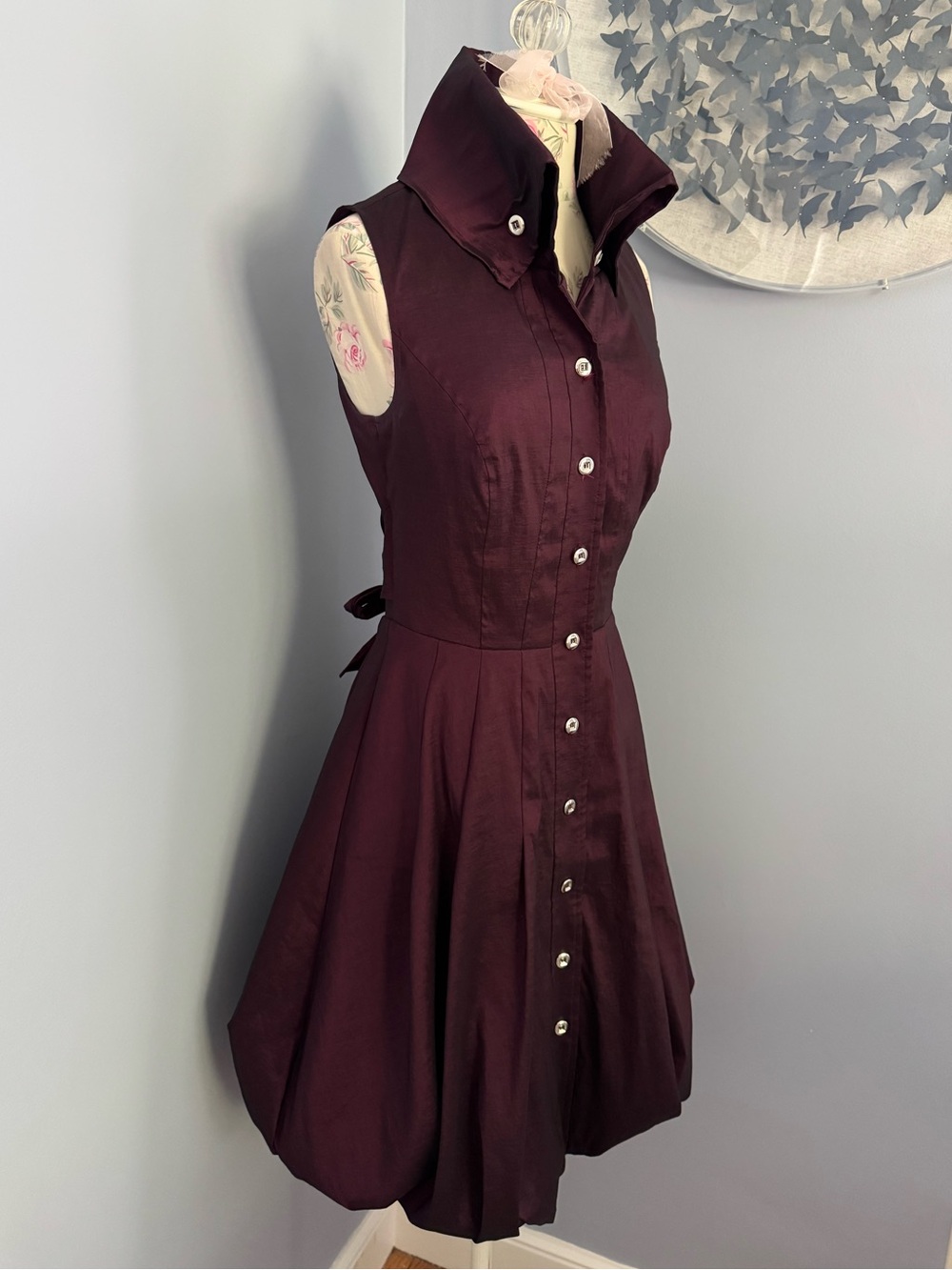 Vintage Frank Lyman Design Sleeveless Button-Front Bubble Hem Midi Dress in Plum